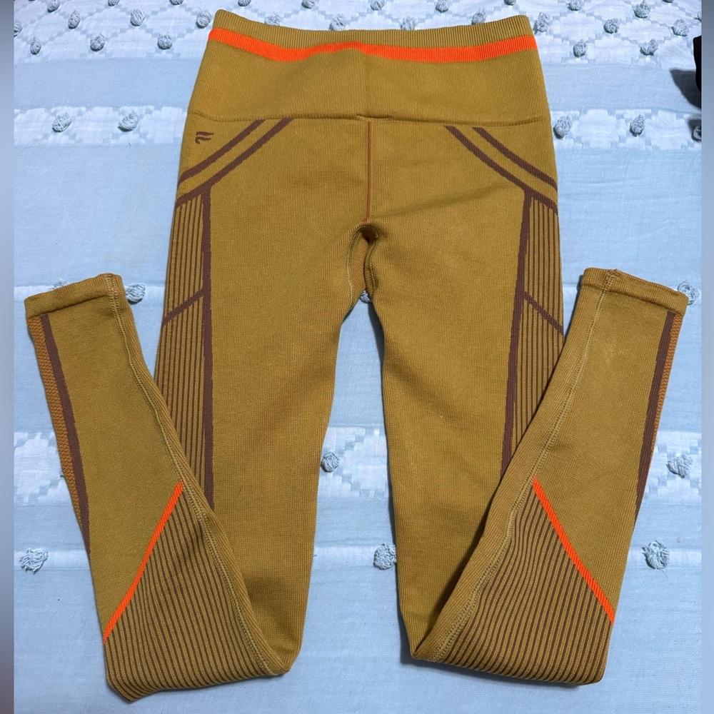 Fabletics High-Waisted Seamless Jacquard Leggings